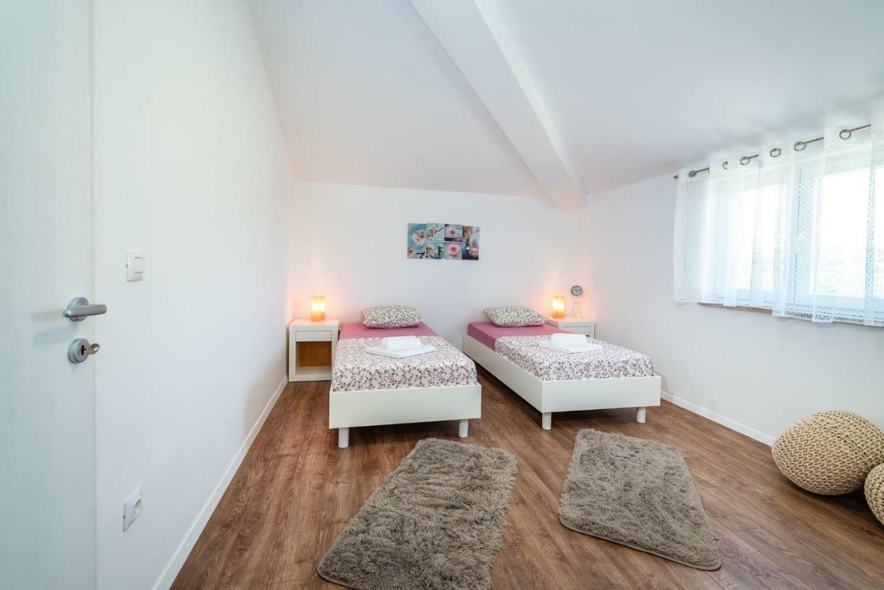פוסדריה Apartman Zozzy מראה חיצוני תמונה