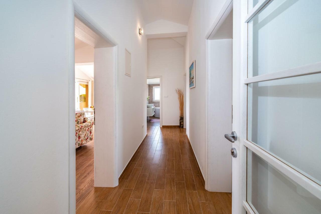 פוסדריה Apartman Zozzy מראה חיצוני תמונה