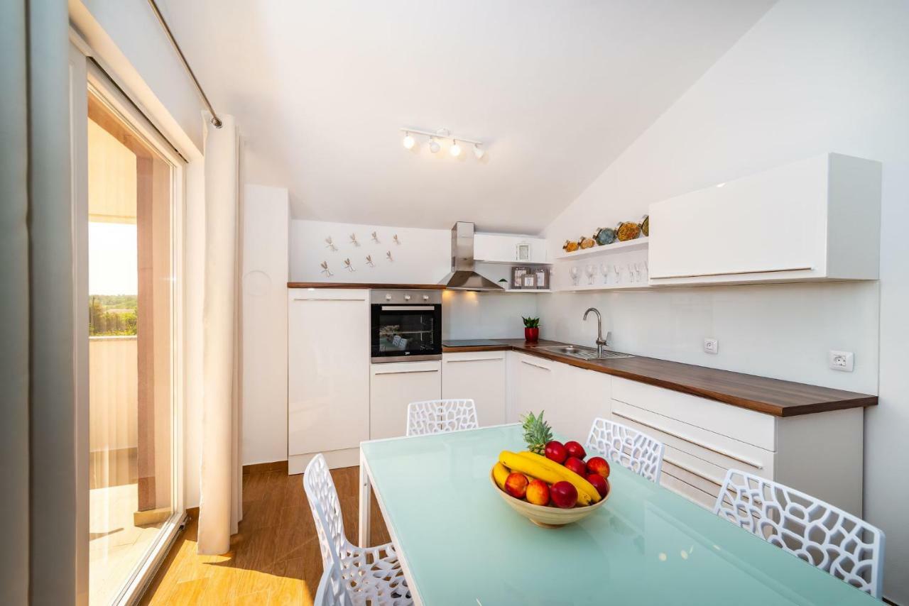 פוסדריה Apartman Zozzy מראה חיצוני תמונה